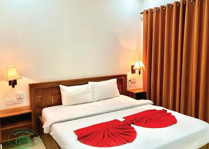 Garden Village Guesthouse&pool Bar 2*