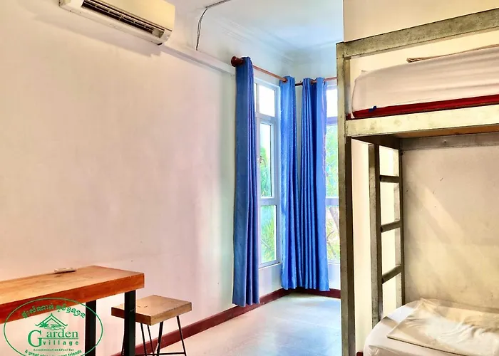 Pensjonat Garden Village & Pool Bar 2*