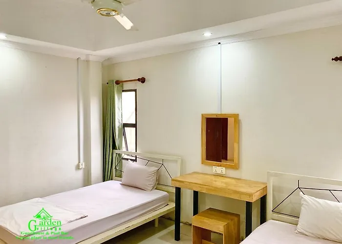 Pensjonat Garden Village & Pool Bar 2*