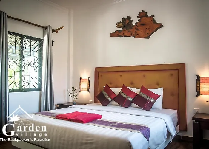 Pensjonat Garden Village & Pool Bar 2*